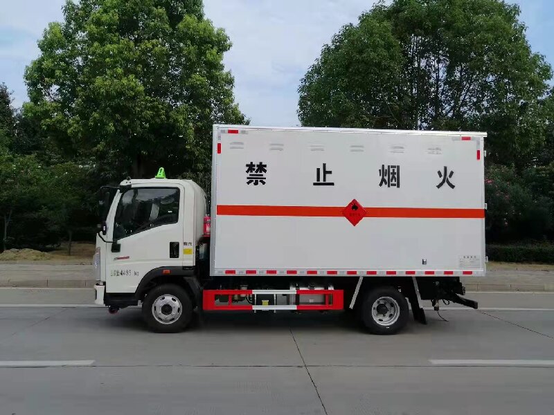 眉山到察布查爾錫伯自治物流公司